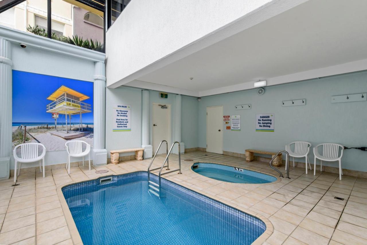 Pelican Sands Beach Resort Голд-Кост Экстерьер фото